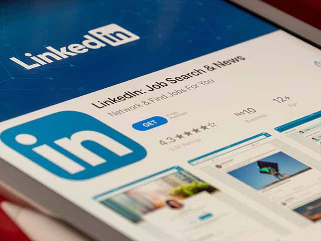 Cari kerja di LinkedIn